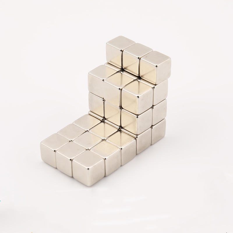 مغناطيس قوي جدا